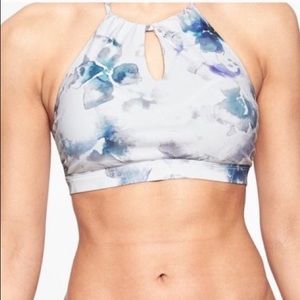 EUC Athleta Medium watercolor high neck bikini